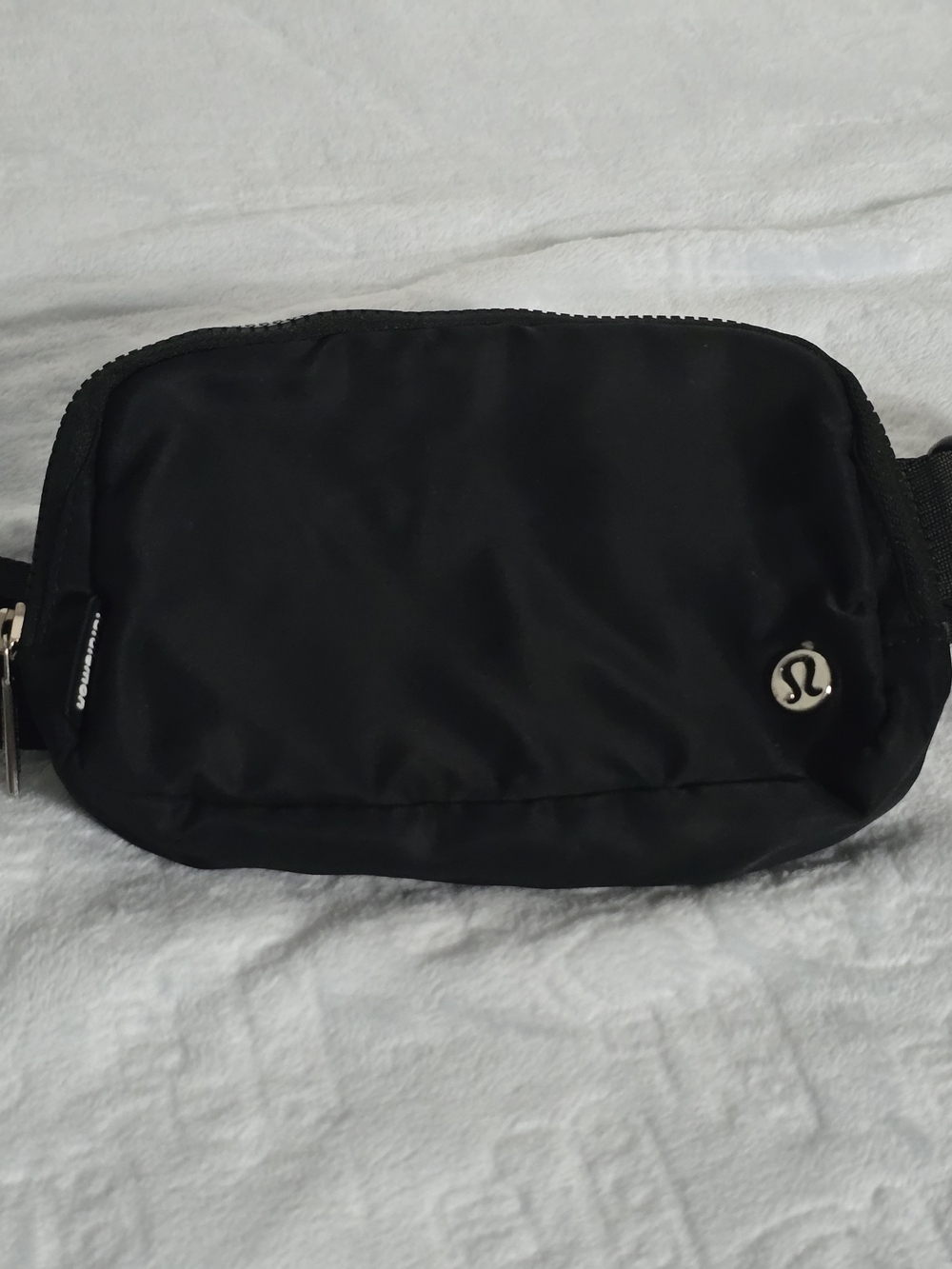 lululemon athletica Black Men’s Belt Bag with Logo